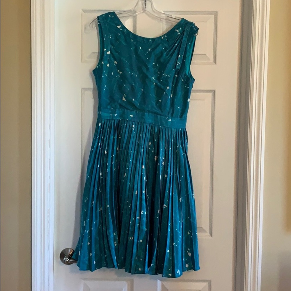 Kate Spade sleeveless turquoise silk dress V-back